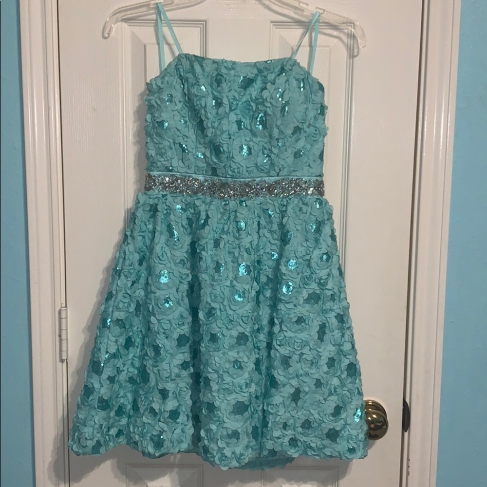 Juniors Cocktail Dress